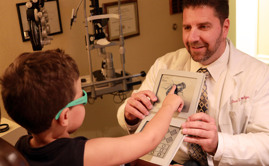 Kids, pediatric eye exam, Spectacles Family Eye Care